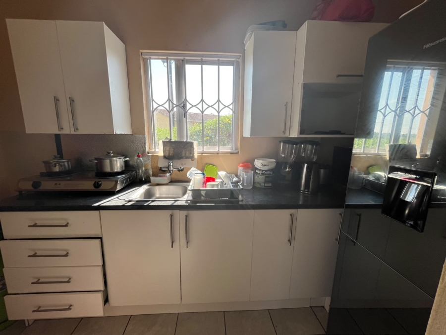 To Let 1 Bedroom Property for Rent in Northcrest Eastern Cape